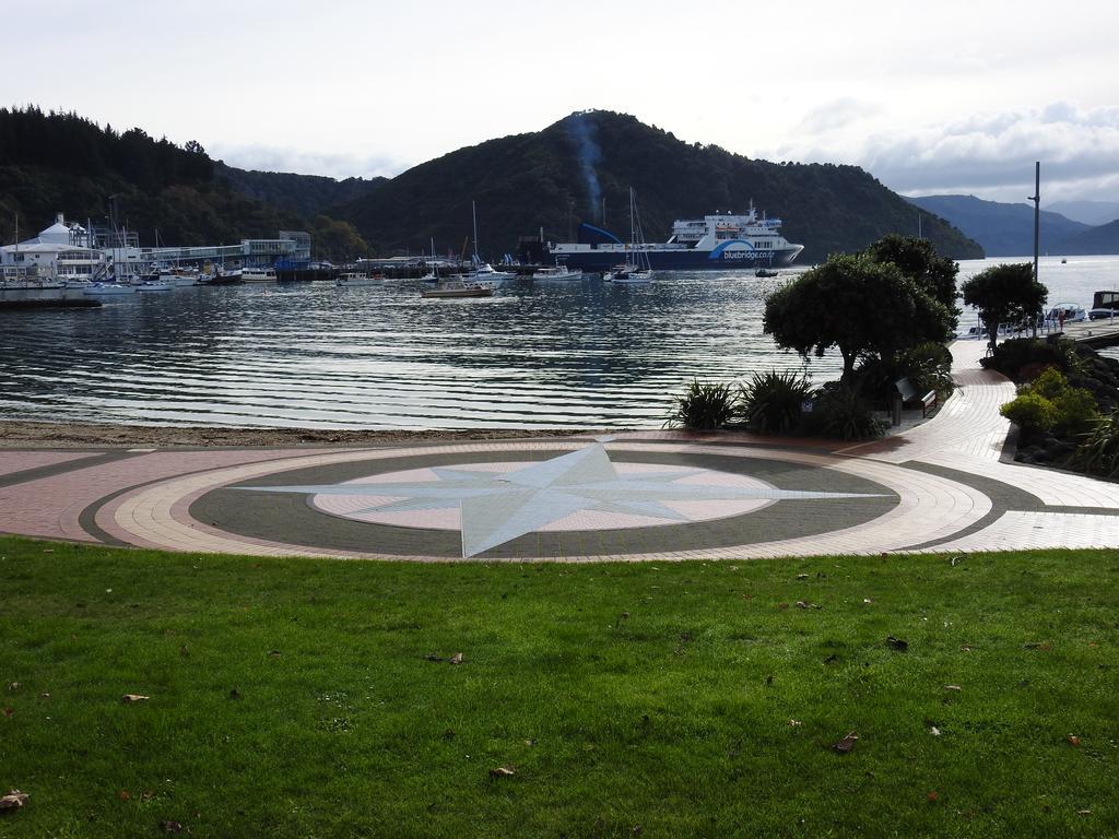 Art Deco Apartments Picton Esterno foto